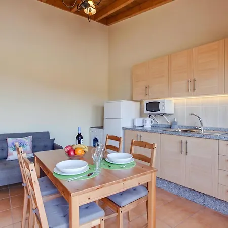 Casas Quemahierro 펜션 이코드레로스비노스