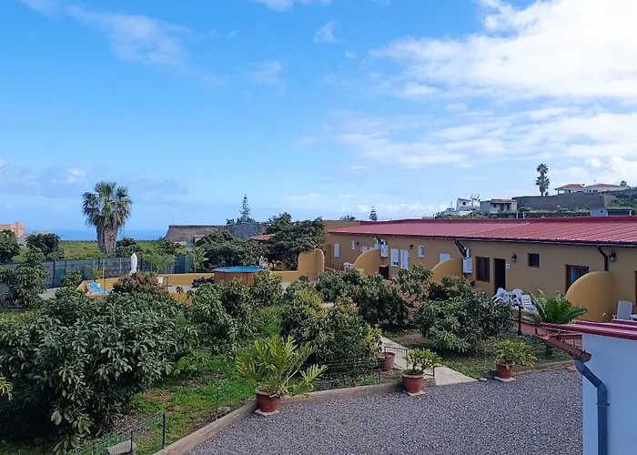 Casas Quemahierro 度假居 *